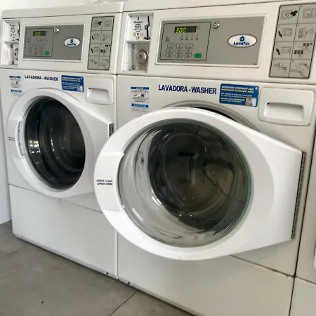 船上ホテル Boat Yacht Barcelona