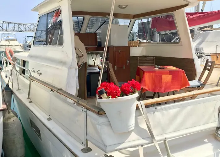 Boat Yacht Barcelona Bådhotel *