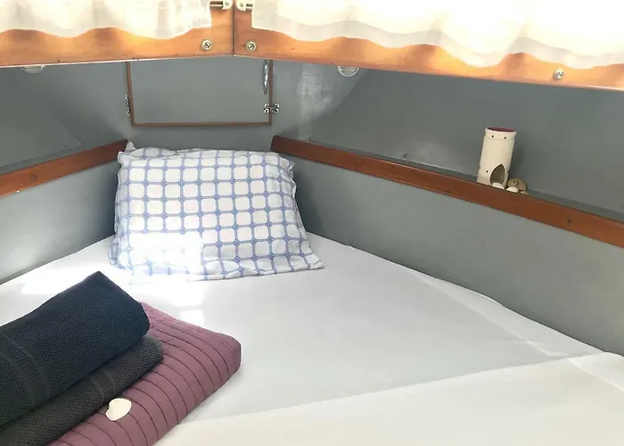 Bådhotel Boat Yacht Barcelona *