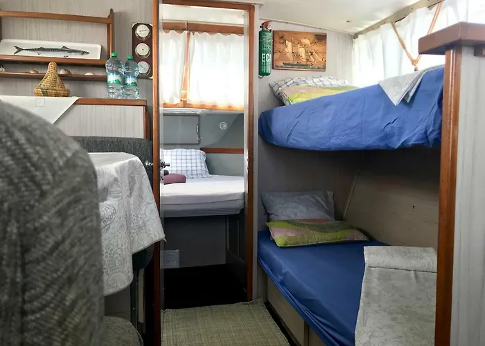 Boat Yacht Barcelona Bådhotel *