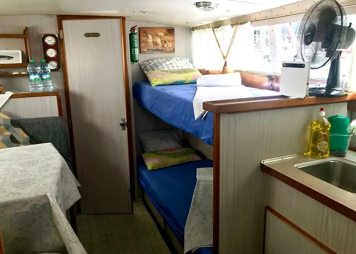 Boat Yacht Barcelona Bådhotel