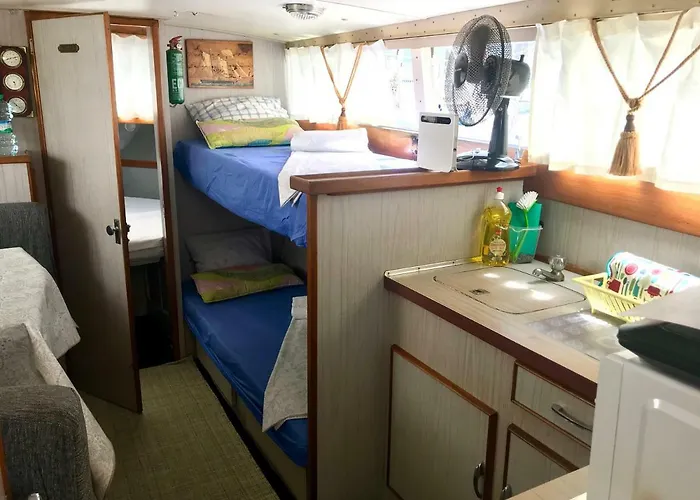 Bådhotel Boat Yacht Barcelona *